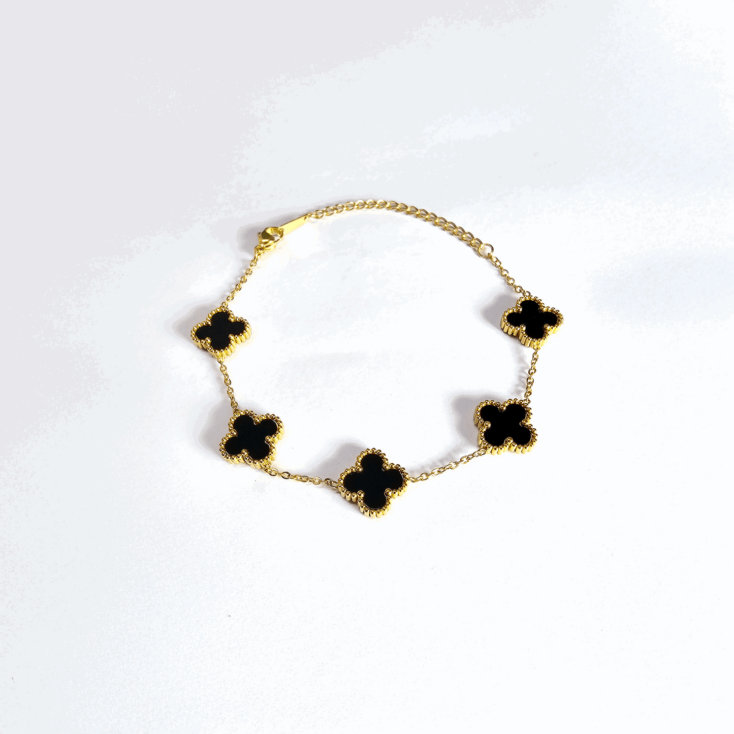The Elegant Black Clover Jewellery Set - Aagrah Jewels™