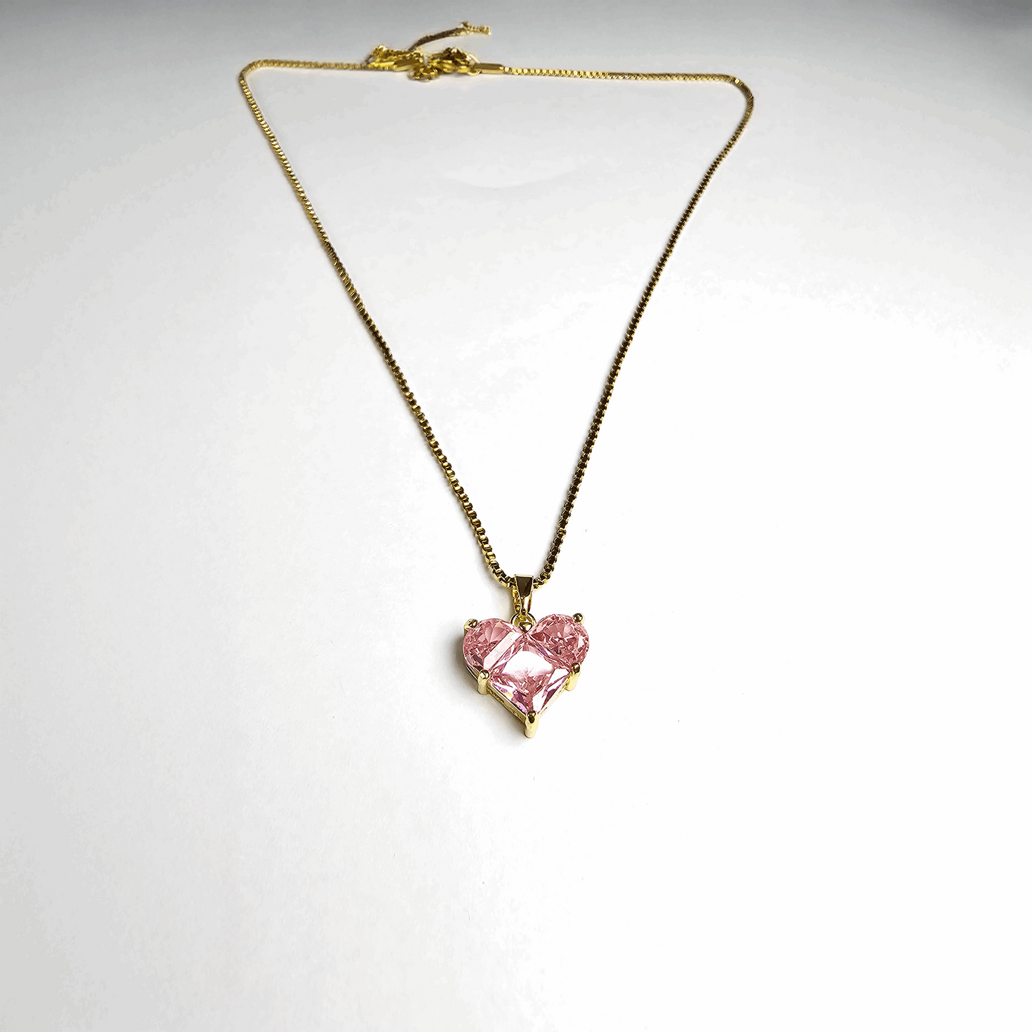 Heart gold pendat under 500 anti tarnish