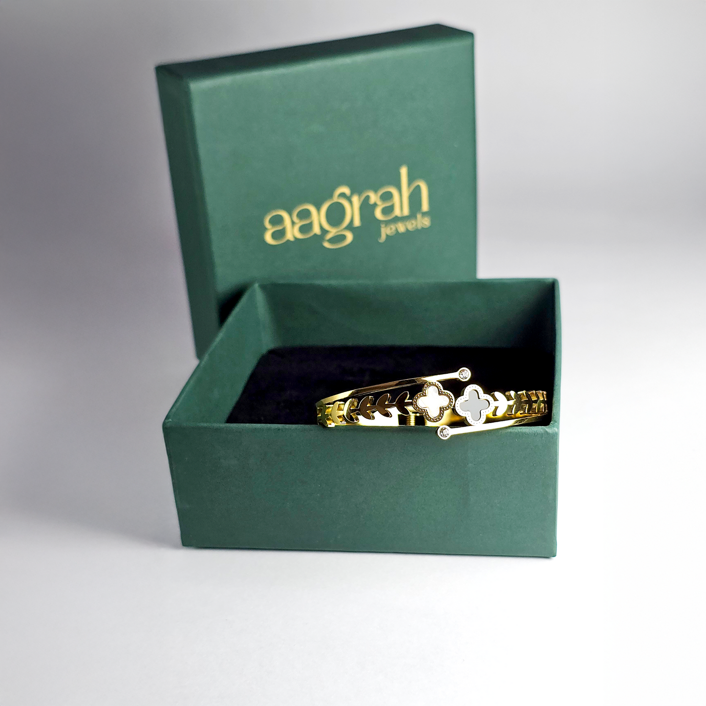 The Clover Luxe Bracelet - Aagrah Jewels™