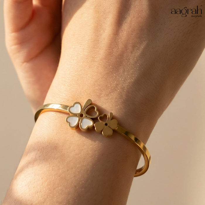 The Dual Floral Clover Bracelet
