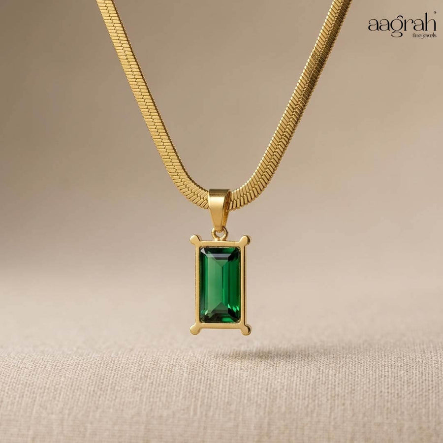 The Emerald Radiance Geometric Pendant Necklace
