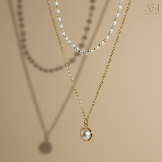 The Elegant Pearl Double Layer Necklace