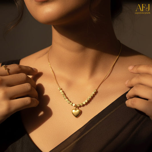 The Everlasting Heart Pendant Necklace