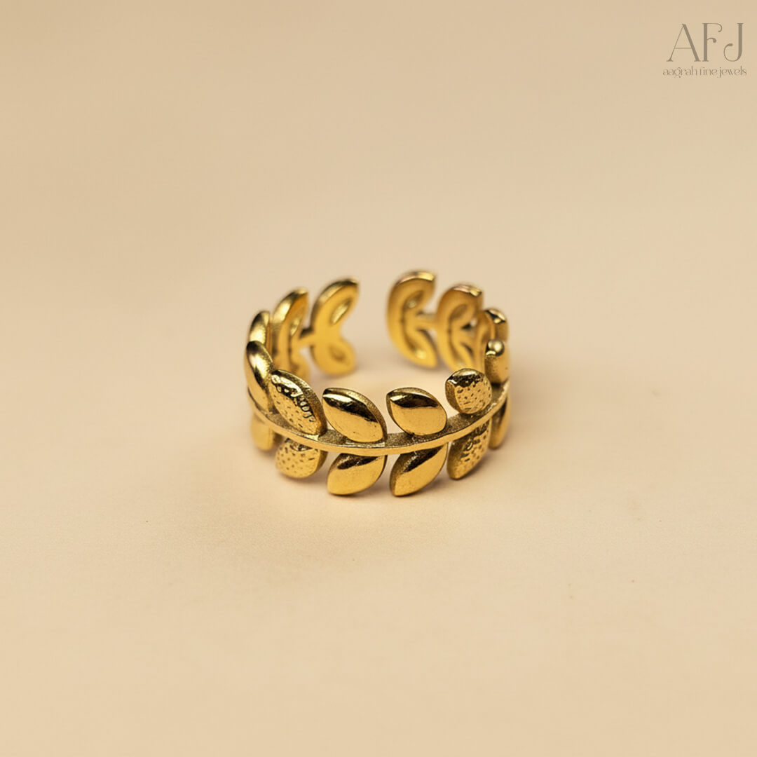 The Aurelia Leaf Adjustable Ring