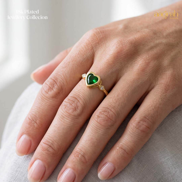 The Emerald Heart Adjustable Ring