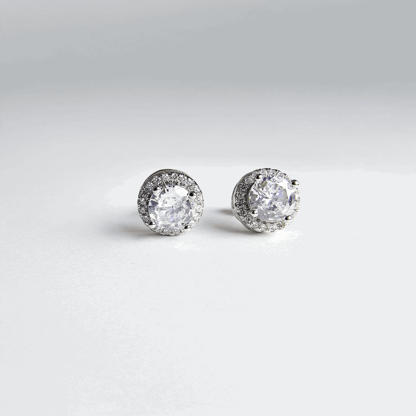 The Timeless Sparkle Jewellery Set - Aagrah Jewels™