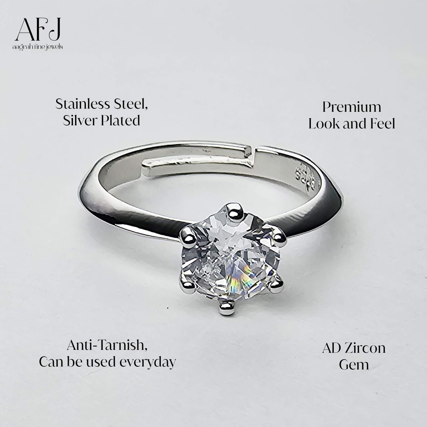 Lyra Classic Solitaire Ring