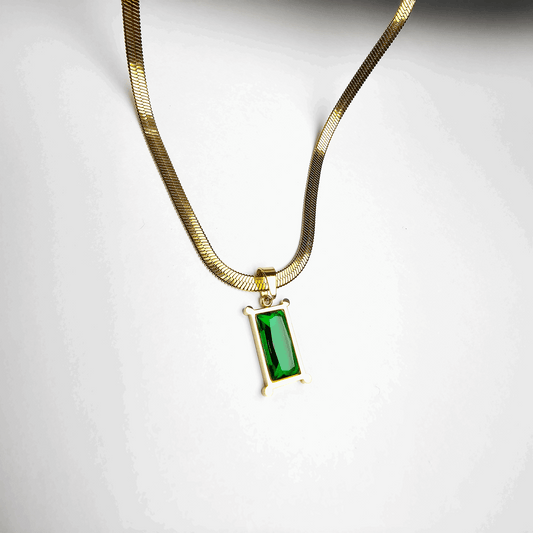 The Emerald Radiance Geometric Pendant - Aagrah Jewels™