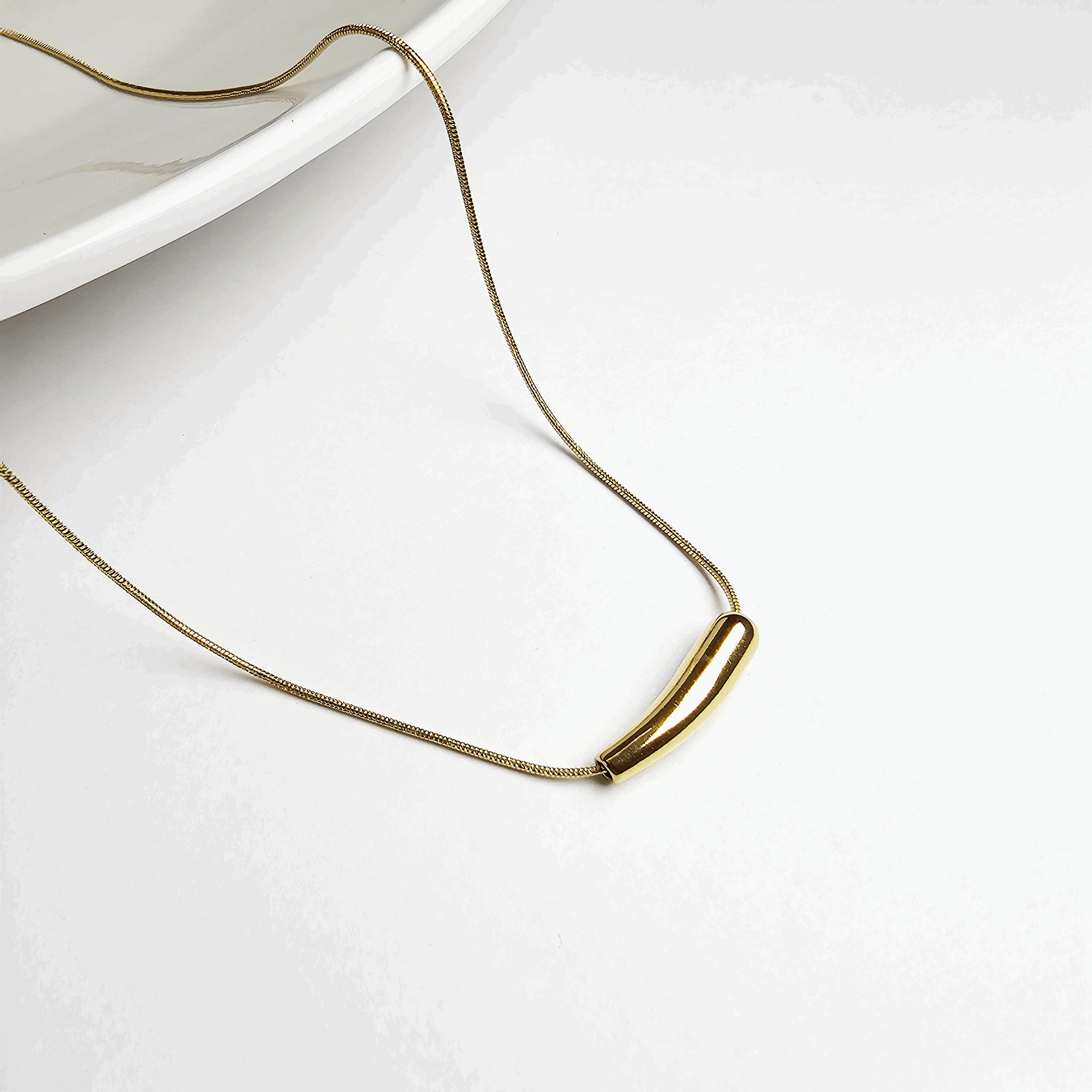 The Luxe Minimalist Teardrop Necklace - Aagrah Jewels™