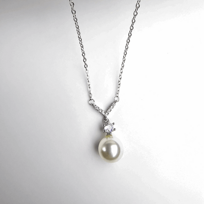 The Elegant Pearl & Diamond Pendant - Aagrah Jewels™