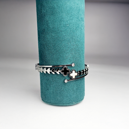 The Clover Luxe Bracelet - Aagrah Jewels™
