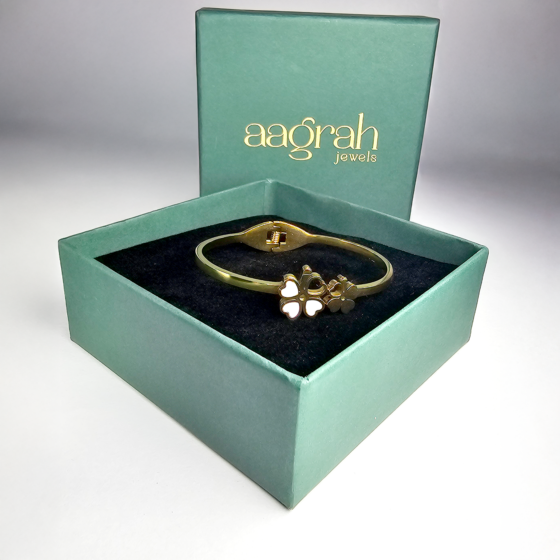 The Dual Floral Clover Bracelet - Aagrah Jewels™