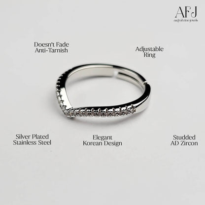 Celeste V-Shaped Korean Ring