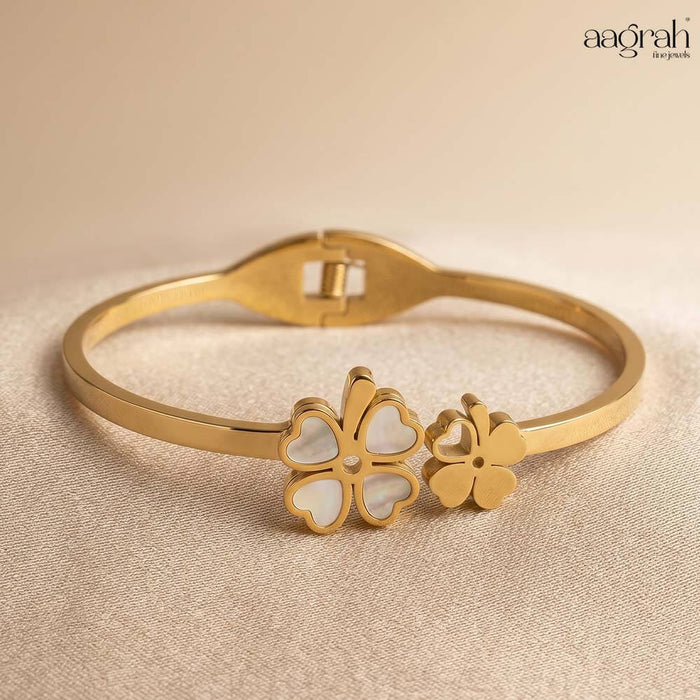 The Dual Floral Clover Bracelet