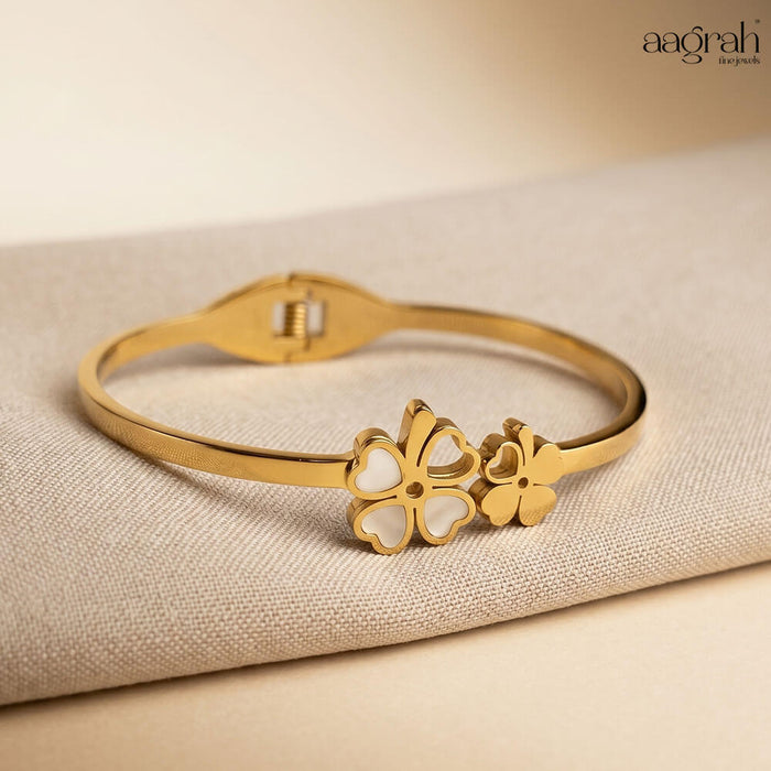 The Dual Floral Clover Bracelet