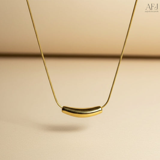 The Luxe Minimalist Teardrop Necklace