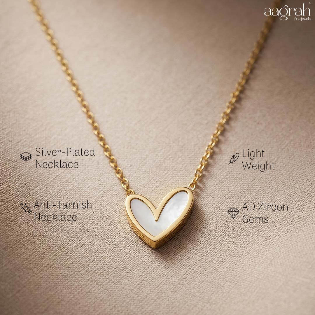 Amora Outline Heart Pendant Necklace