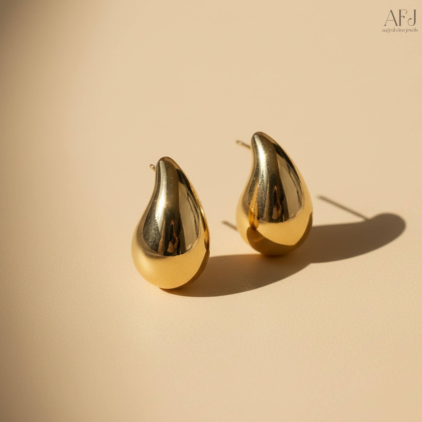 The Luxe Glossy Dome Drop Earrings