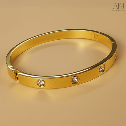 The Glimmering Aura Bangle