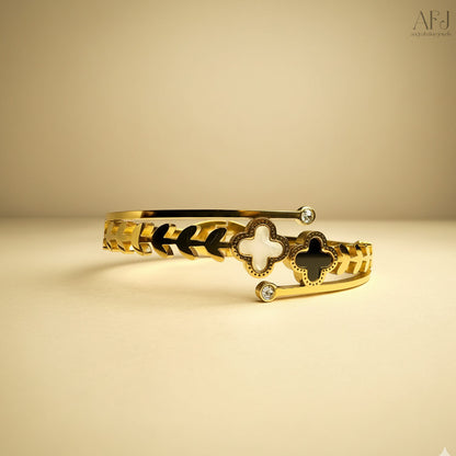 The Clover Luxe Bracelet