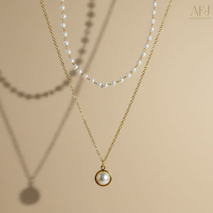 The Elegant Pearl Double Layer Necklace