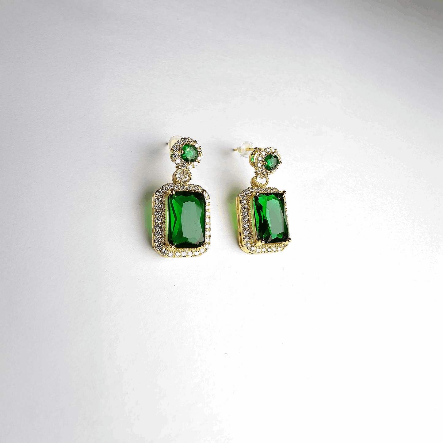 Gold-Plated Elegant Emerald Geometric Pendant Set - Aagrah Jewels™
