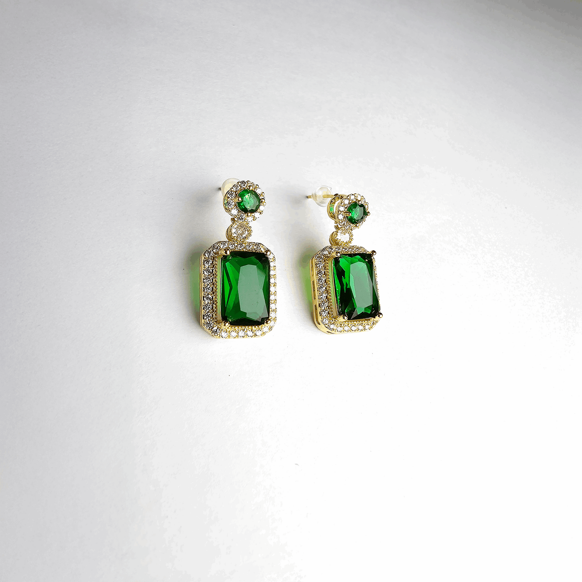 Gold-Plated Elegant Emerald Geometric Pendant Set - Aagrah Jewels™