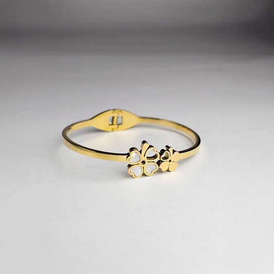 The Dual Floral Clover Bracelet - Aagrah Jewels™