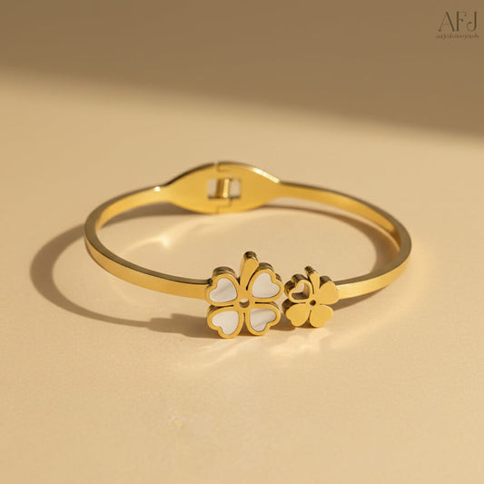 The Dual Floral Clover Bracelet