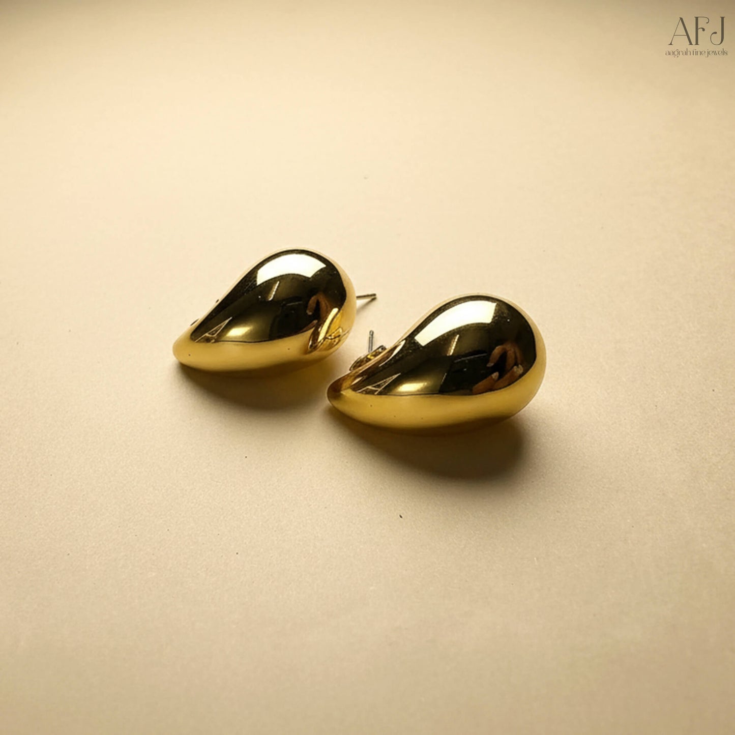 The Luxe Glossy Dome Drop Earrings