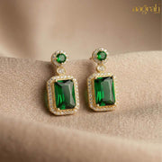 Gold-Plated Elegant Emerald Geometric Pendant Set