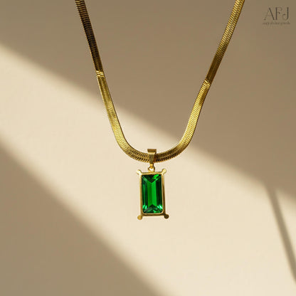 The Emerald Radiance Geometric Pendant Necklace