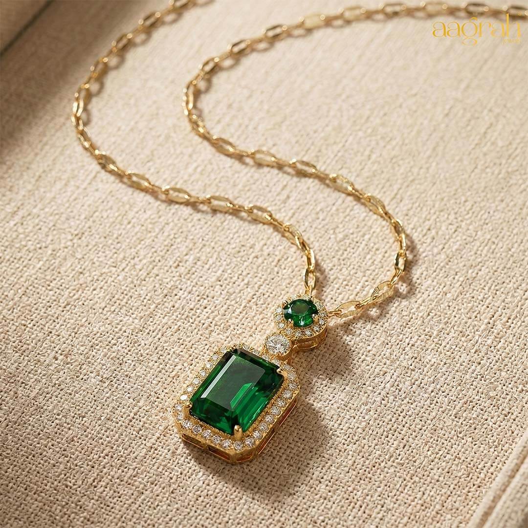 Gold-Plated Elegant Emerald Geometric Pendant Set
