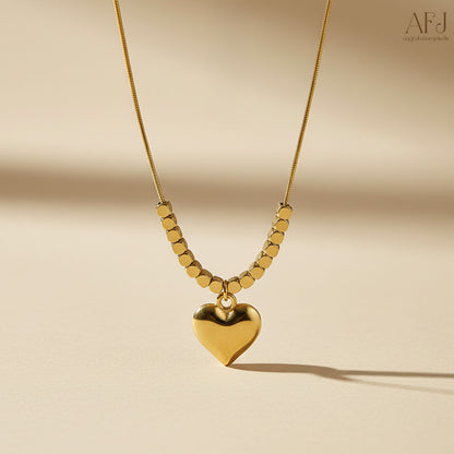 The Everlasting Heart Pendant Necklace