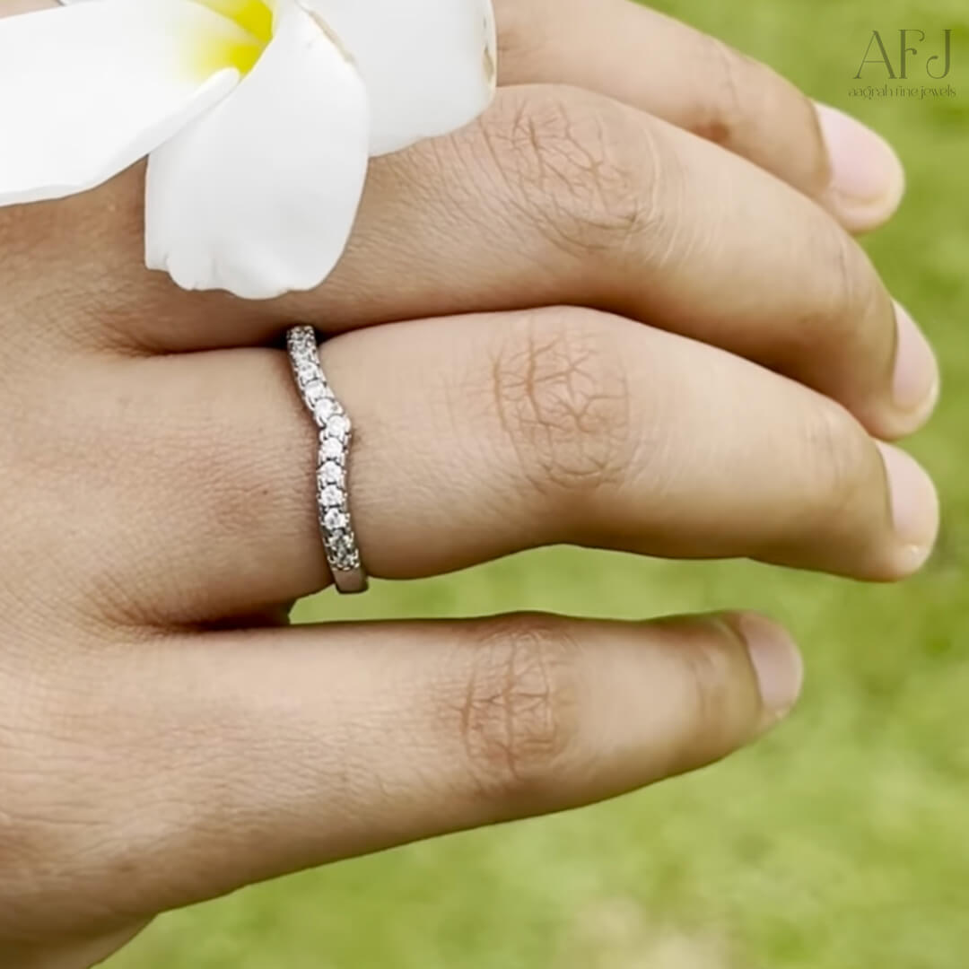 Celeste V-Shaped Korean Ring