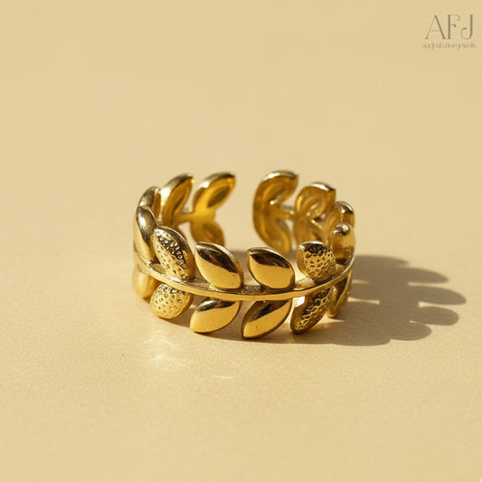 The Aurelia Leaf Adjustable Ring