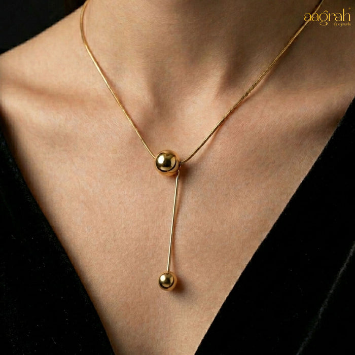 The Luxe Sphere Pendant Necklace