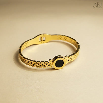 The Roman Love Link Bracelet