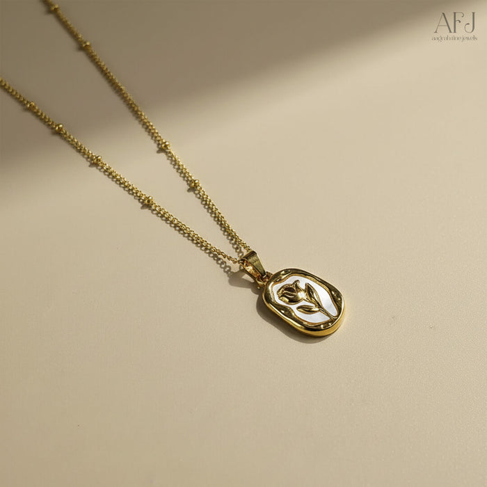 The Golden Bloom Pendant – Gold-Plated Rose Necklace